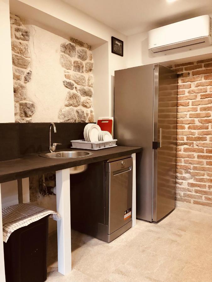 Guesthouse Giraffe Donja Lastva Kültér fotó
