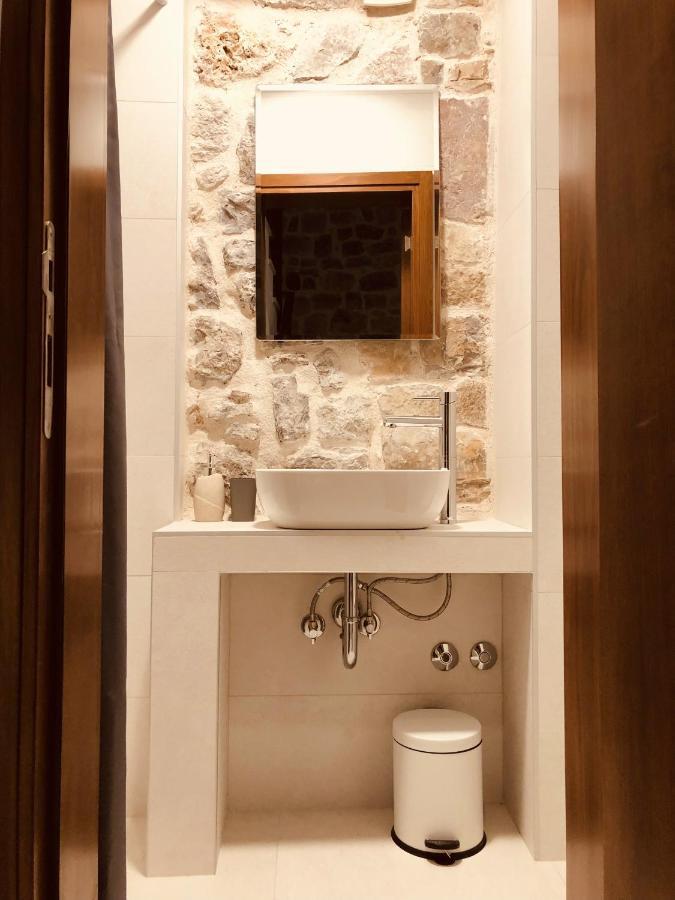 Guesthouse Giraffe Donja Lastva Kültér fotó