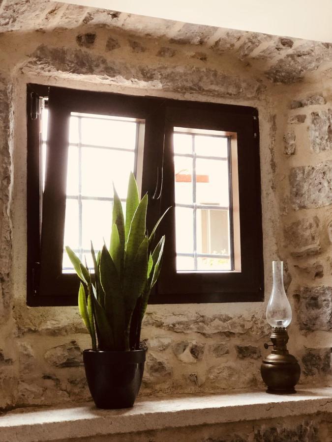 Guesthouse Giraffe Donja Lastva Kültér fotó