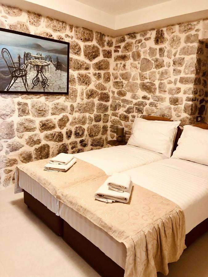 Guesthouse Giraffe Donja Lastva Kültér fotó